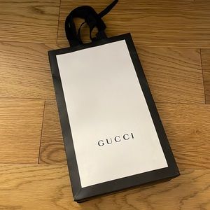 Gucci paper bag